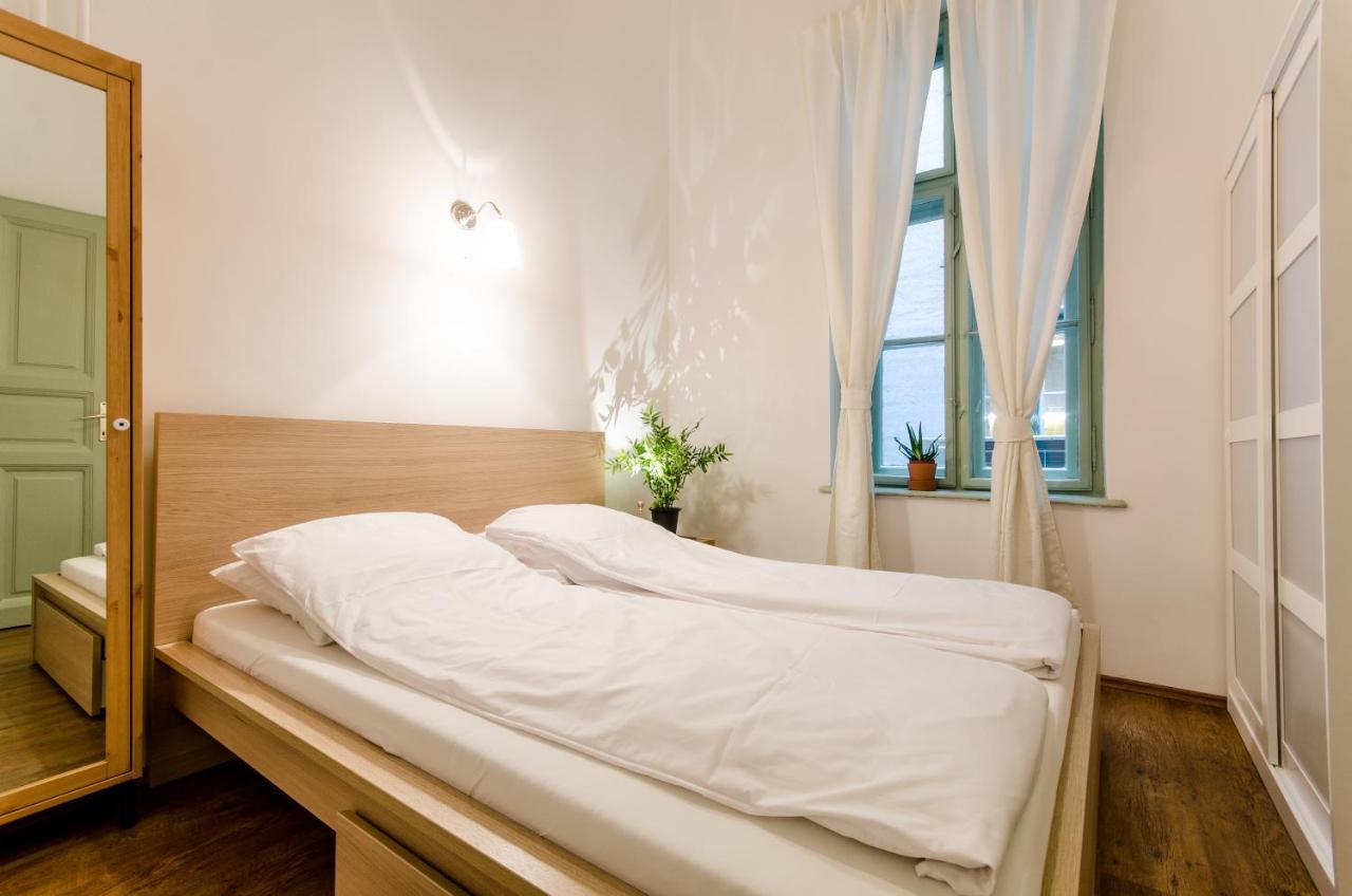 B63 2 Bedroom Apartment In Heart Of City Budapest Ngoại thất bức ảnh