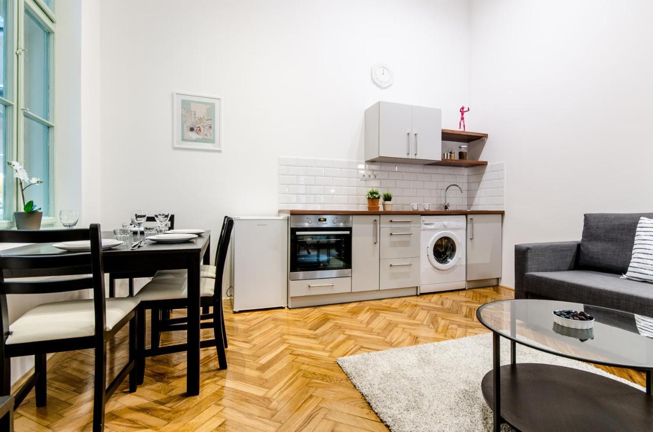 B63 2 Bedroom Apartment In Heart Of City Budapest Ngoại thất bức ảnh